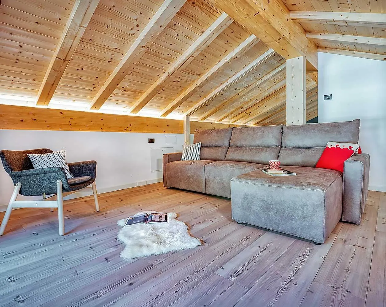 Vetta Apartment - Luxury Stay Λιβίνιο